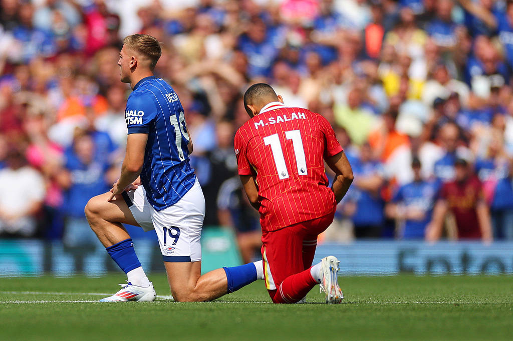 爱游戏在线-希腊完胜乌拉圭,萨拉赫高光表现