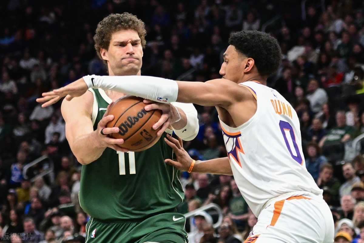 雄鹿B队险胜波兰男篮，福克斯送出助攻