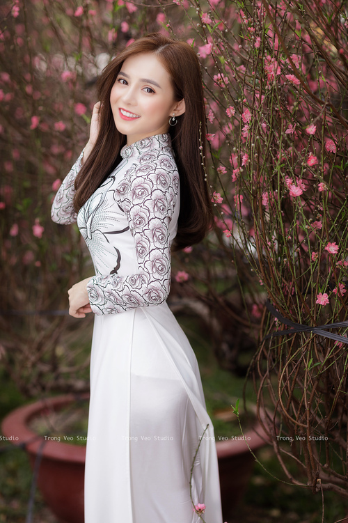 爱游戏在线-双塔对飙，小贾伦冷血封喉—活塞险胜辽宁关键战纪实