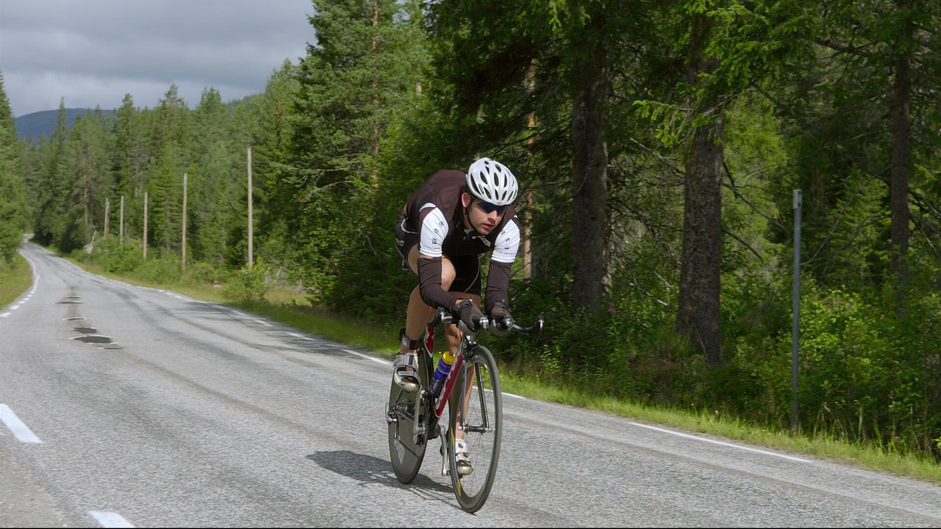 炮火中的文明之光，乌拉圭绿茵场上的生死决战