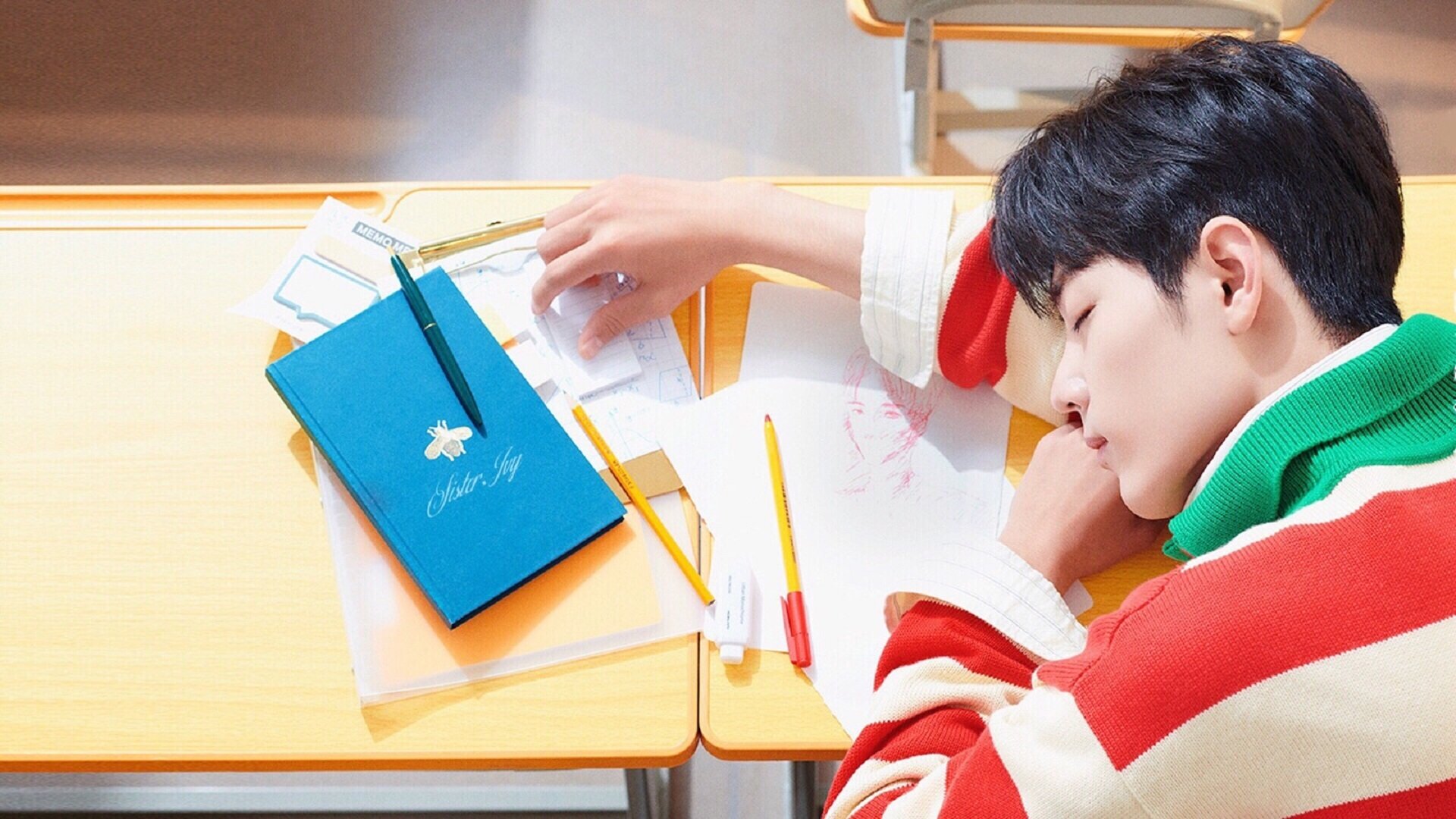 没有贝尔的威尔士爆冷卡塔尔，与阿劳霍的逆袭，足球世界里的唯一性光芒